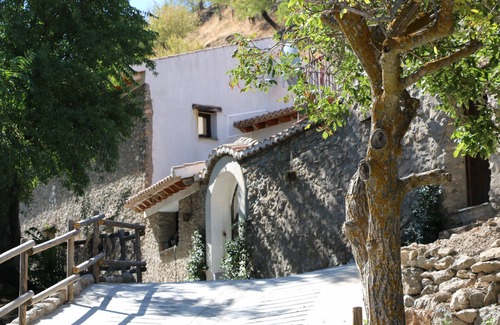 Gor House | Rustic Watermill - La Amapola