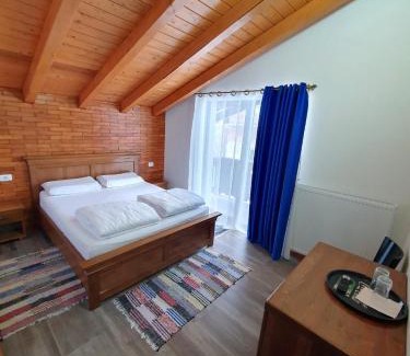 Borsa House | Rustica Complex Borsa