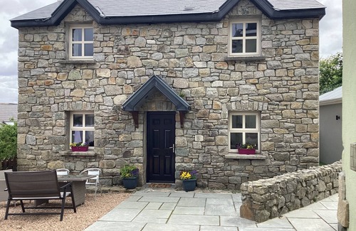 Roundstone House | Ryans Roundstone Retreats Abbys cottagen