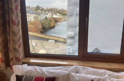 Roundstone House | Ryans Roundstone Retreats Old bakery (3 bedrooms)