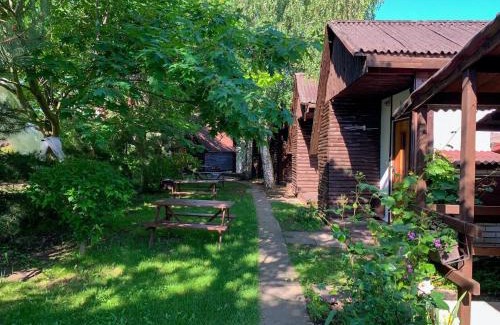 Chbany Resort | Rybářská bašta Vikletice