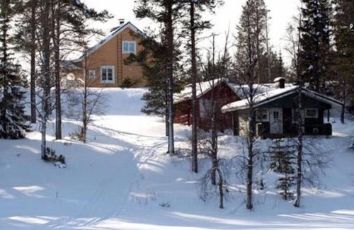 Kivipera House | Sänkelä by Interhome