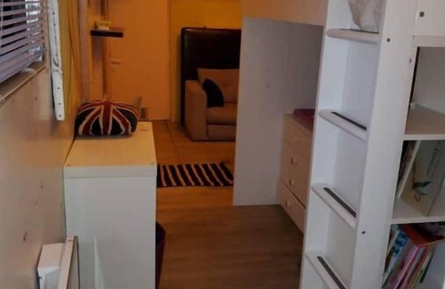 Epinay-sur-Seine House | Séjour Atypique sur une Péniche