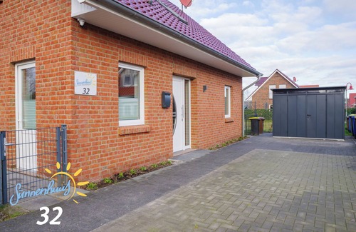 Petersfeld House | Sünnenhuus 32 - Comfortable vacation home near Thülsfelder Talsperre with garden