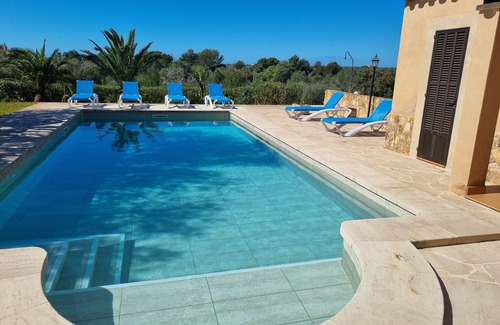Cala s'Almonia Villa | "Sa Comuna", next to Es Caló des Moro