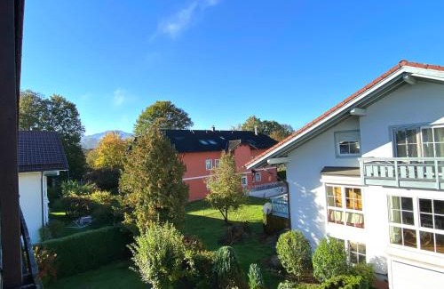 Prien am Chiemsee Apartment | Sabine´s Ferienwohnung mit Bergblick am Chiemsee