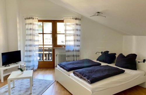 Prien am Chiemsee Apartment | Sabine´s Ferienwohnung mit Bergblick am Chiemsee