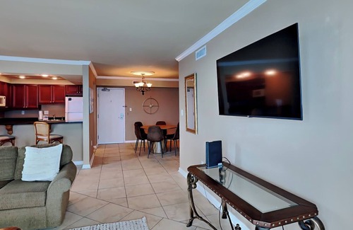 Villa Sabine Condo | Sabine Yacht & Racquet 8D | 2BD/2BA | Bayfront/Across from Beach/Pool/Boat Slips