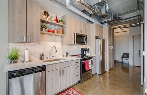 Warehouse District Condo | Sable 807 - One Bedroom