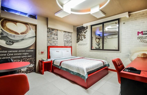 Sacheon Hotel | Sacheon M