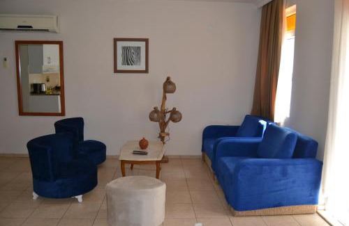 Side Apartment | Safari Suit N-4