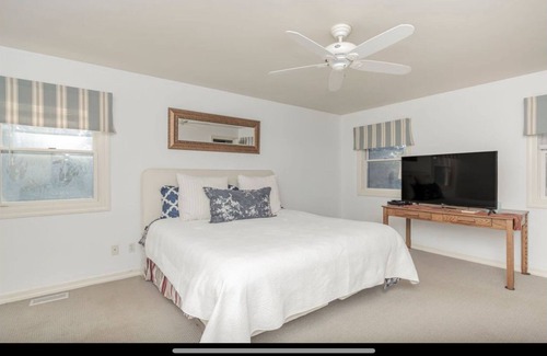 Sag Harbor House | Sag Harbor/Long Beach in the Fall, pool is still open & HIFF coming in October