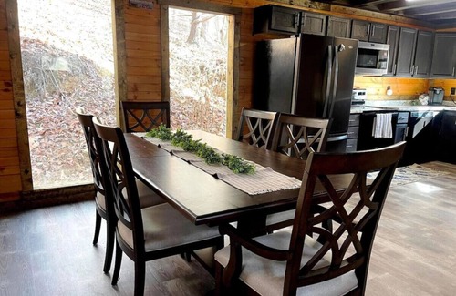 Hallsville Apartment | Sage Hill Cabin Hocking Hills/Tar Hollow St.Forest