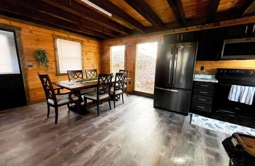 Hallsville Apartment | Sage Hill Cabin Hocking Hills/Tar Hollow St.Forest
