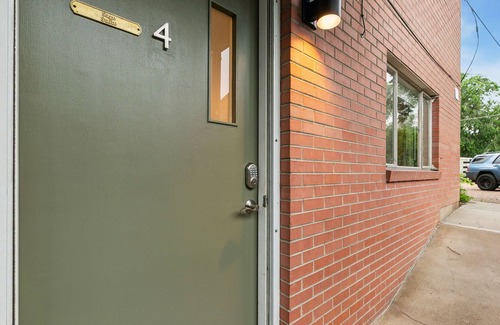 Old Town Condo | Sage Suite | Calm & Earthy Stay Near Old Town