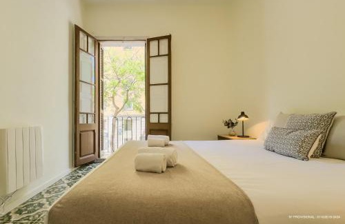Horta-Guinardo Apartment | Sagrada Familia 360