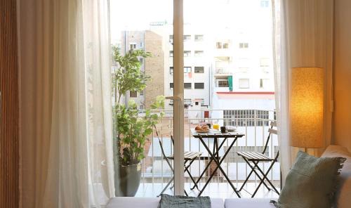 el Camp d'en Grassot i Gracia Nova Apartment | Sagrada Familia - The Haus Bcn