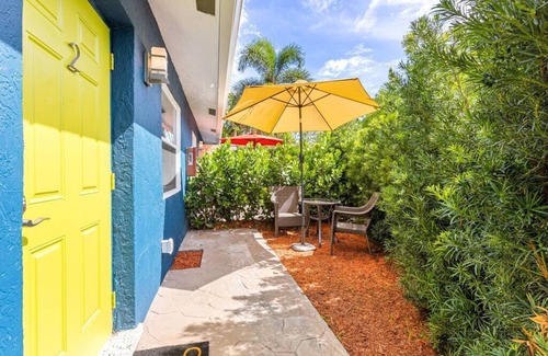 Sailboat Bend Condo | Sailboat Bend - 815 Apartment 2