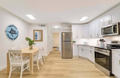 Stuart Apartment | Sailfish Suites 10 - Waterfront and Pet Friendly