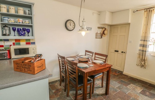 Whitby Cottage | Sailing By