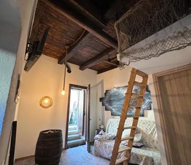 Duino-Aurisina Apartment | Sailor Nest - Casetta carsica Aurisina