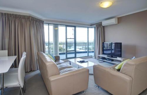 Forster Apartment | Sails Apartments