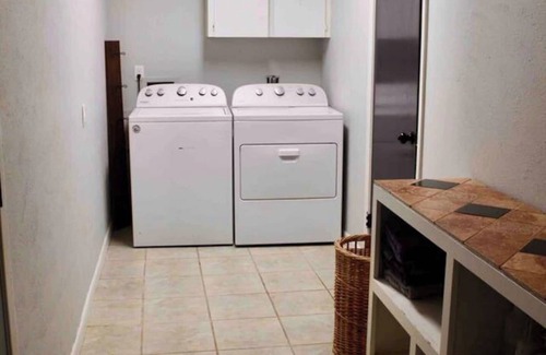 Myra House | Saint Jo | Pool| Hot Tub | Fire Pit | 3BR 2BA