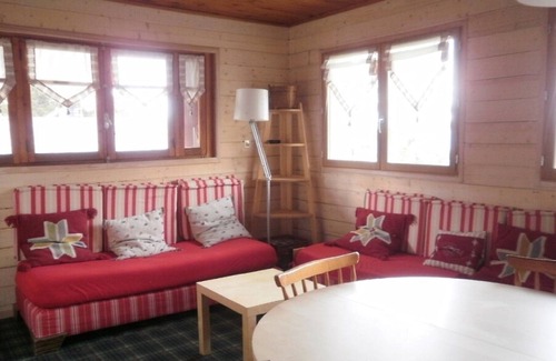 Saint-Lary-Soulan Apartment | Saint Lary Soulan: apartment in individual chalet at the foot of the slopes