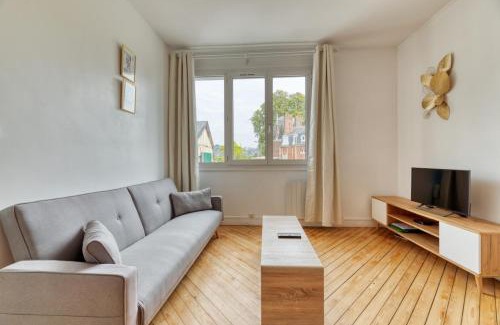 Gare-Jouvenet Apartment | Saint Maur F2 beau logement entier