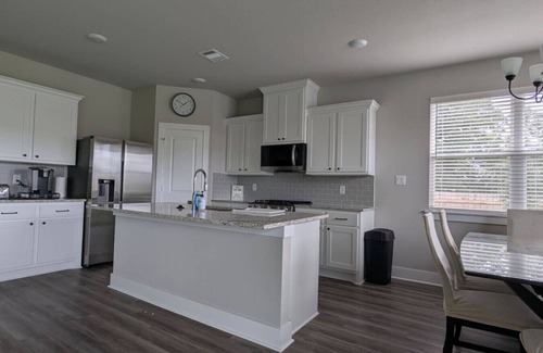 Wellborn Apartment | Saketh Lake Retreat| EV charging