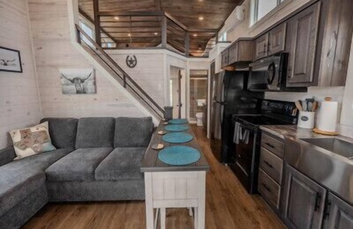 Fredericksburg Cottage | Salento Tiny Haus - 193