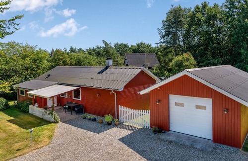 Egense House | "Sallie" - 500m to the fjord by Interhome