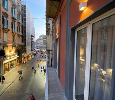 Quartieri Spagnoli Bed & Breakfast | Salotto Toledo