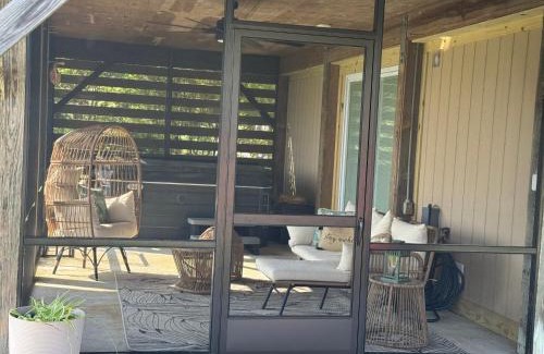 Colington Villa | Salt Box on the Sound