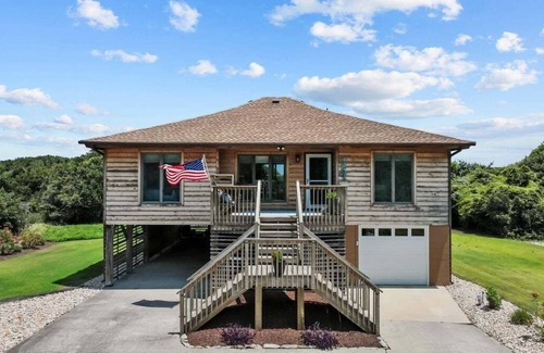 Sea Scape House | Salty Bunker | 5200 ft to the beach | Private Pool
