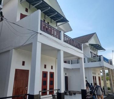 Senggigi Hotel | sama sama villa