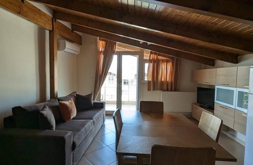 Kamena Vourla Apartment | Samaras Apartments - Sea View Attic