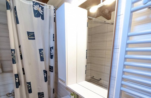 Kamena Vourla Apartment | Samaras Apartments - Sea View Attic