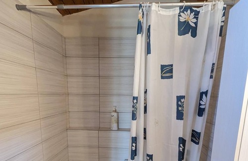 Kamena Vourla Apartment | Samaras Apartments - Mountain View Attic