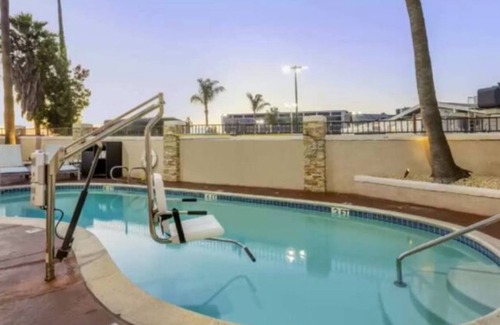 Miramar House | "SAN DIEGO!! Everyone can have fun there!! Let Go, Enjoy!!