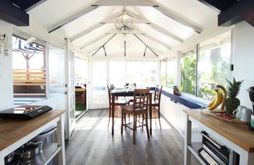 Stockton House | San Diego Urban Oasis. Spacious & best location.