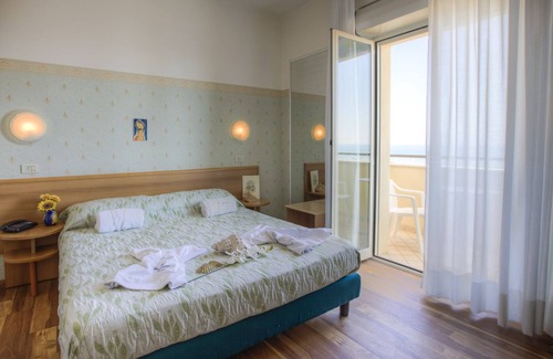 Rivazzurra Hotel | San Francisco Spiaggia
