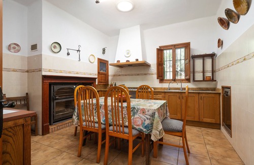 Felanitx Villa | SAN SOLE - Beautiful rustic finca with private swimming pool and free Wifi
