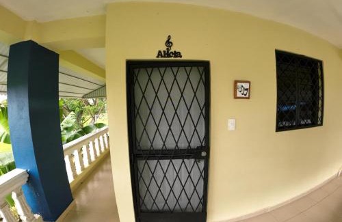 Tamboril Hostel | Sana El Jardin Secreto
