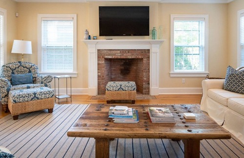 Brant Point House | Sanctuary by the Sea, Gorgeous and Meticulous Home - Steps to Beach & Town.