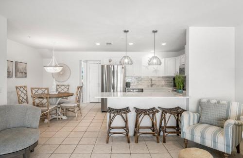 Mexico Beach House | Sand Buckets Unit B, Ocean View Beach Townhouse