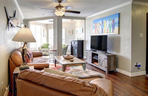 Port Aransas Apartment | Sand In Your Toes