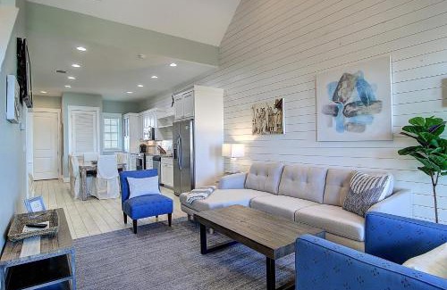 Cinnamon Shore Apartment | Sand Point TC 3303