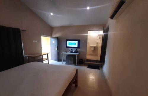 Arambol Hotel | Sandbanks Beach Resort