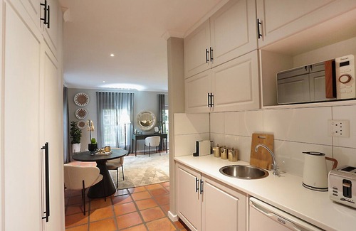 Trawal House | Sanddrif Stellenbosch Guest Farm